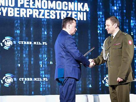 MON tworzy wojska obrony cyberprzestrzeni