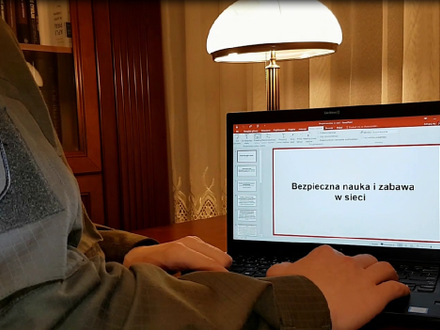 BEZPIECZNA NAUKA I ZABAWA W SIECI